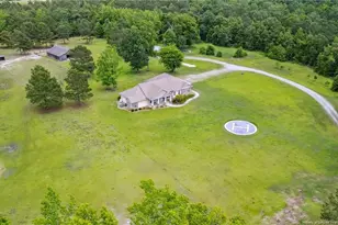 330 Wellington Rd, Saint Pauls, NC 28384 - Photo 2