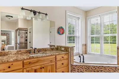 330 Wellington Road, Saint Pauls, NC 28384 - Photo 22