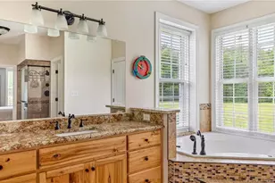 330 Wellington Rd, Saint Pauls, NC 28384 - Photo 22