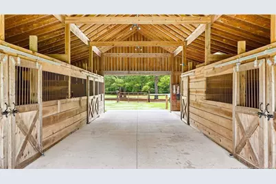 330 Wellington Road, Saint Pauls, NC 28384 - Photo 38