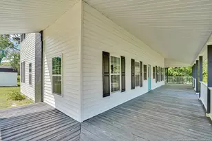 201 N College St, Red Springs, NC 28377 - Photo 4