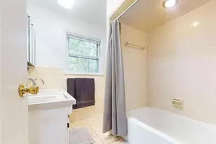 2105 W Broad St, Elizabethtown, NC 28337 - Photo 20