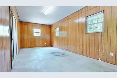 2105 W Broad Street, Elizabethtown, NC 28337 - Photo 26