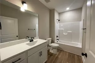 220 Gallery Dr, Spring Lake, NC 28390 - Photo 6