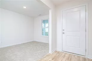 5759 Panther Dr, Hope Mills, NC 28348 - Photo 4