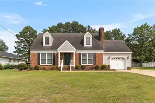 304 Westfield Dr, Dunn, NC 28334 - Photo 1