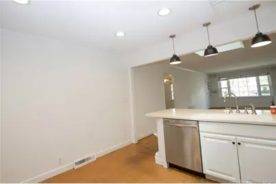 264 E Indiana Avenue, Southern Pines, NC 28387 - Photo 12