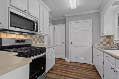 212 N Roberts Street, Raeford, NC 28376 - Photo 14