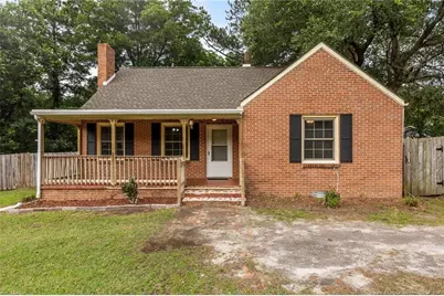 212 N Roberts Street, Raeford, NC 28376 - Photo 2