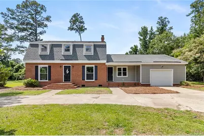 329 W Railroad Street, Parkton, NC 28371 - Photo 2