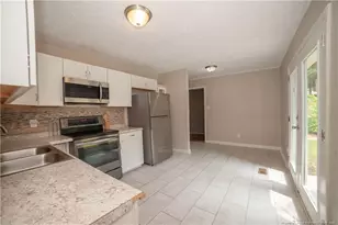 6310 Glenlea Cir, Fayetteville, NC 28314 - Photo 10