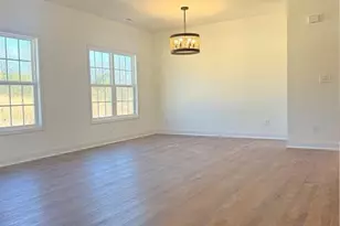 604 Cypress St, Roseboro, NC 28382 - Photo 4