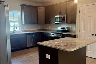 604 Cypress St, Roseboro, NC 28382 - Photo 8