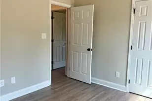 604 Cypress St, Roseboro, NC 28382 - Photo 22