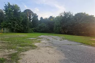 3227 Fort Bragg Rd, Fayetteville, NC 28303 - Photo 1