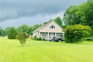 9167 Deep Branch Rd, Pembroke, NC 28372 - Photo 6