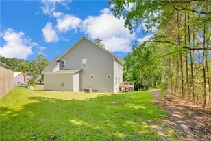 208 Walker Downs Cir, Fayetteville, NC 28305 - Photo 38