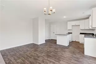 5877 Panther Dr, Hope Mills, NC 28348 - Photo 10