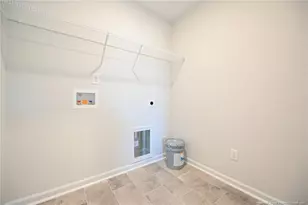 5877 Panther Dr, Hope Mills, NC 28348 - Photo 16