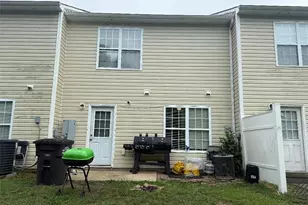 222 Anna St, Lillington, NC 27546 - Photo 2