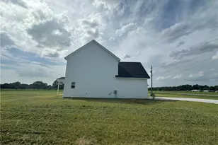 8383 Shannon Rd, Shannon, NC 28386 - Photo 16