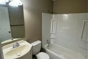 7298 Ryan St, Fayetteville, NC 28314 - Photo 6