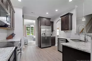 7487 Glen Raven Dr, Fayetteville, NC 28306 - Photo 14