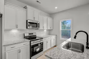 138 Travelers Wy, Lillington, NC 27546 - Photo 6