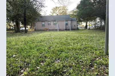 116 N Wright Street, Raeford, NC 28376 - Photo 12