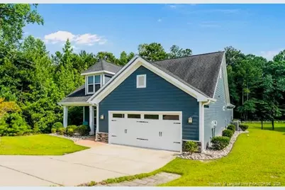 61 Glenwood Court, Spring Lake, NC 28390 - Photo 2