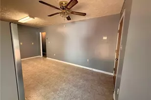 5212 Delco St, Fayetteville, NC 28311 - Photo 10