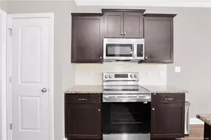 341 Woodington Rd, Hope Mills, NC 28348 - Photo 12