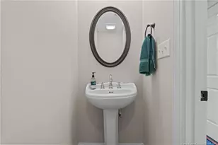 1438 Division Pl, Fayetteville, NC 28312 - Photo 24