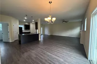 185 Ledgebrook Ln, Raeford, NC 28376 - Photo 8