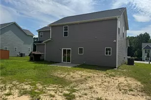 185 Ledgebrook Ln, Raeford, NC 28376 - Photo 32