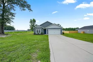 601 Laurel Lake Rd, Salemburg, NC 28385 - Photo 2