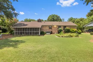 113 Castle Dr, Smithfield, NC 27577 - Photo 6