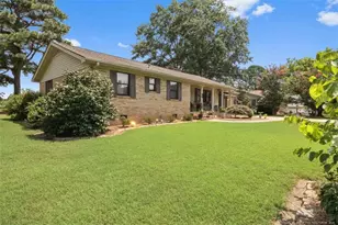 113 Castle Dr, Smithfield, NC 27577 - Photo 4