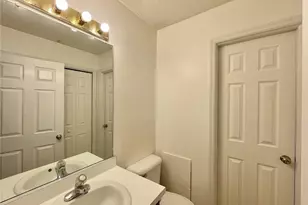 1929 Crestview Dr, Fayetteville, NC 28304 - Photo 4