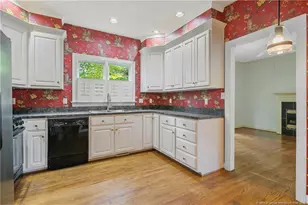 213 Valley Rd, Fayetteville, NC 28305 - Photo 14