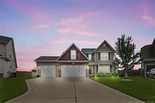 1413 Amen Ct, Hope Mills, NC 28348 - Photo 2