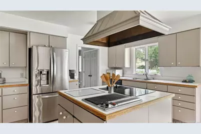 1855 Riverside Boulevard, Lumberton, NC 28358 - Photo 10