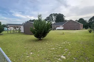 451 E McRainey Rd, Saint Pauls, NC 28384 - Photo 24