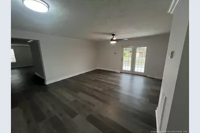 451 E McRainey Road, Saint Pauls, NC 28384 - Photo 4