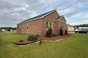 451 E McRainey Rd, Saint Pauls, NC 28384 - Photo 22