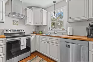 2707 Bennington Rd, Fayetteville, NC 28303 - Photo 2