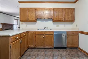 7642 Firethorn Dr, Fayetteville, NC 28311 - Photo 16