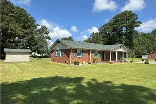 1426 Red Springs Rd, Raeford, NC 28376 - Photo 4