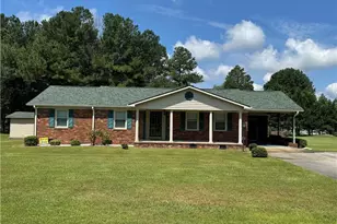 1426 Red Springs Rd, Raeford, NC 28376 - Photo 1