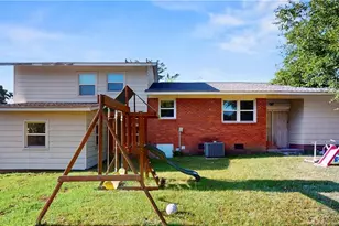 1617 Diplomat Dr, Fayetteville, NC 28304 - Photo 6